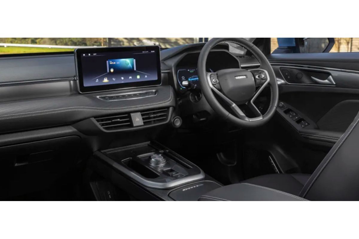 2025 Haval Jolion Luxury Auto 4x2 (JLLUXSUV7AP2B)
