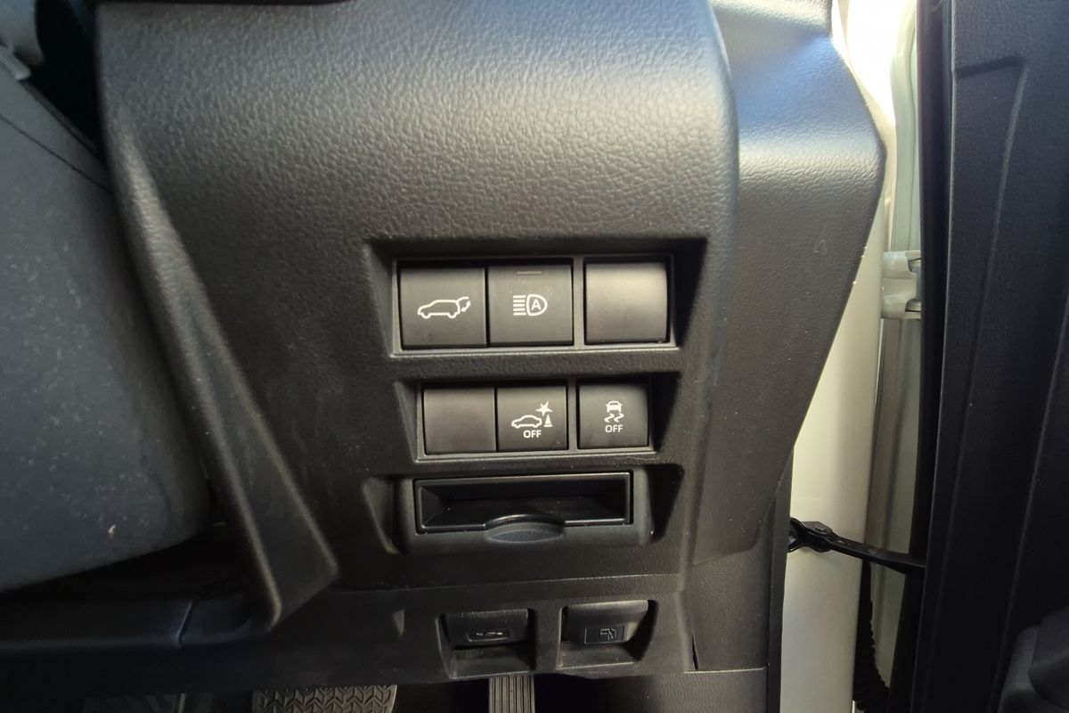 Wagon Sahara 3.3L Diesel Automatic