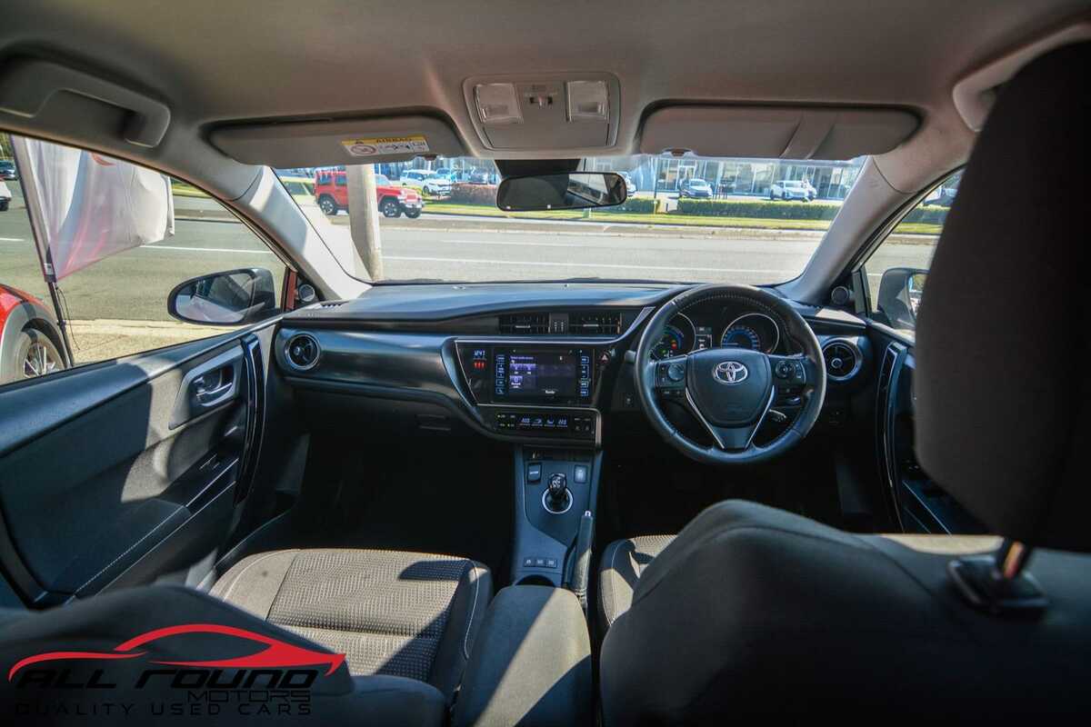 2018 Toyota COROLLA HYBRID ZWE186R MY16