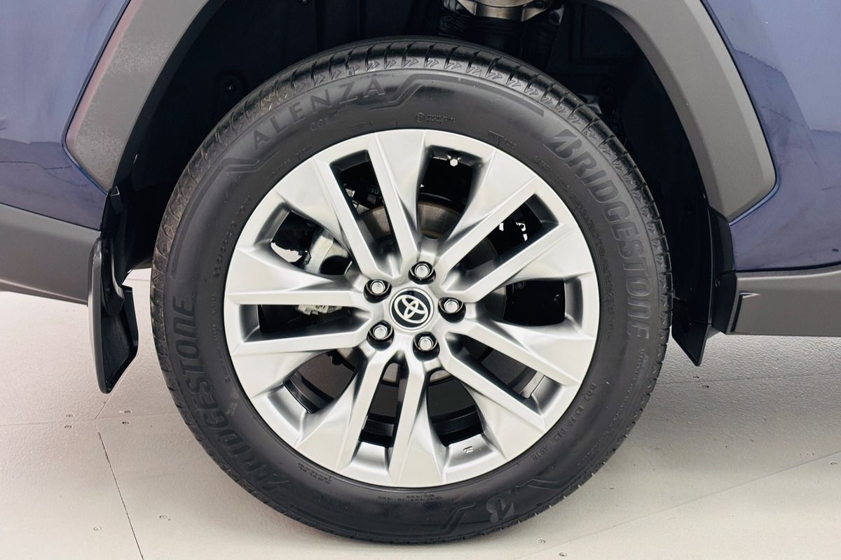 RAV4 Cruiser 2WD 2.0L Petrol Auto CVT 5 Door Wagon 3X39250 002