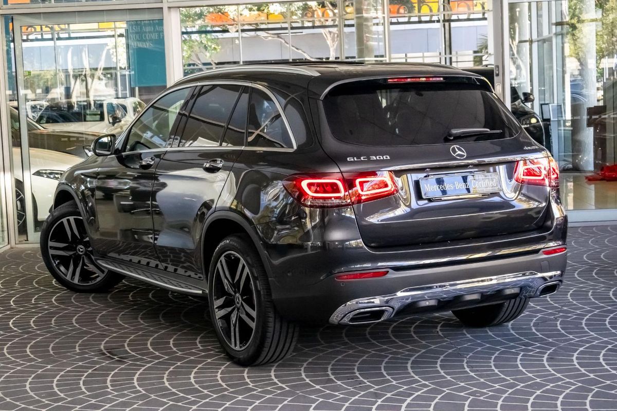 X253 802MY GLC300 WAG 5dr 9G 9 sp 2.0T