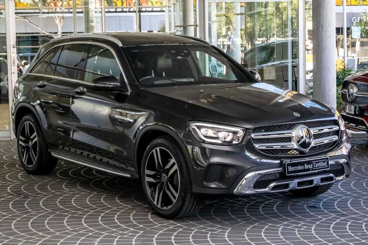 X253 802MY GLC300 WAG 5dr 9G 9 sp 2.0T