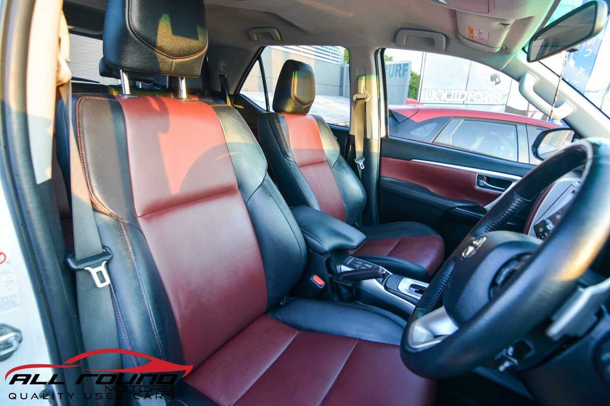 2019 Toyota FORTUNER CRUSADE GUN156R