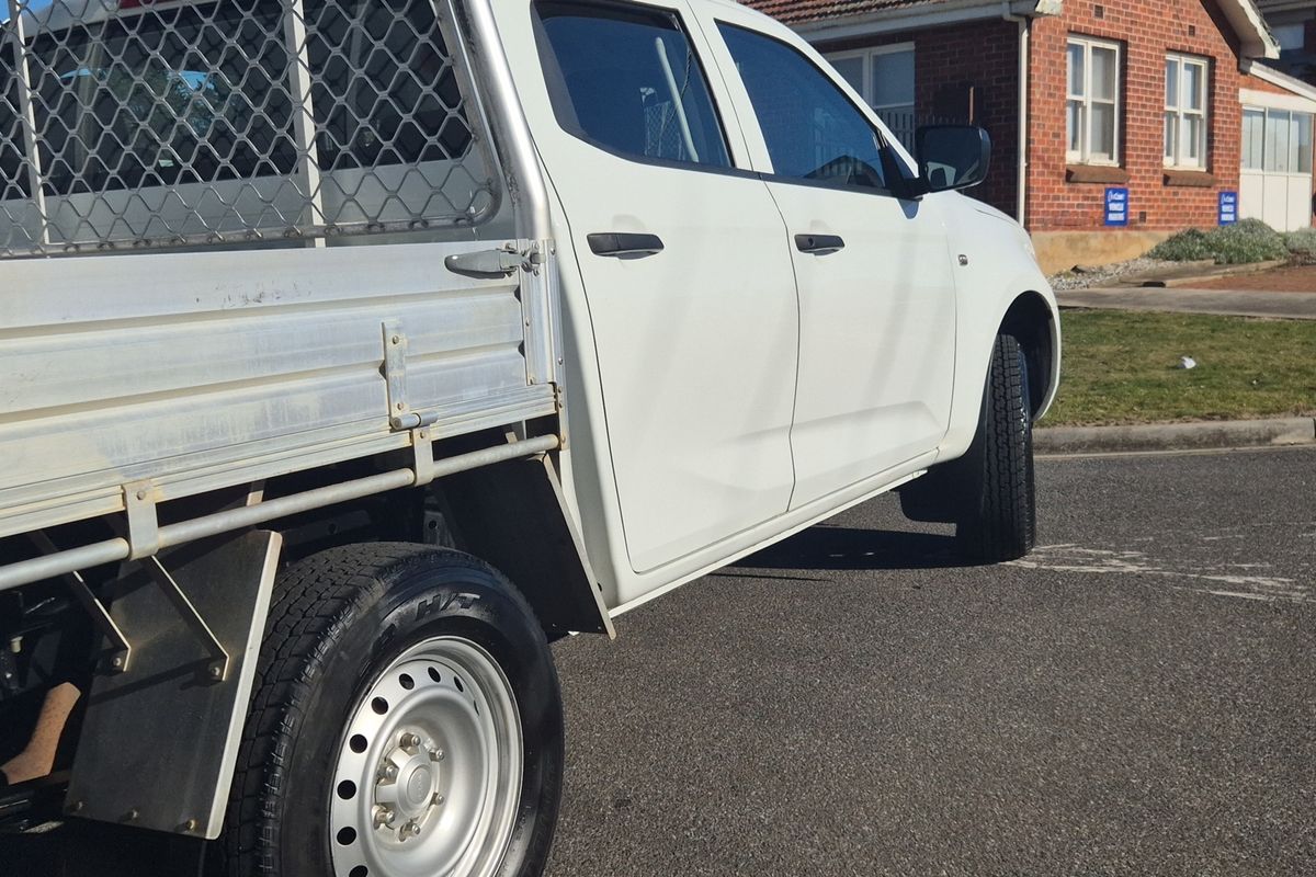 2021 Isuzu D-Max 4X2 Crew Cab Chassis SX Automatic (TOR0010)