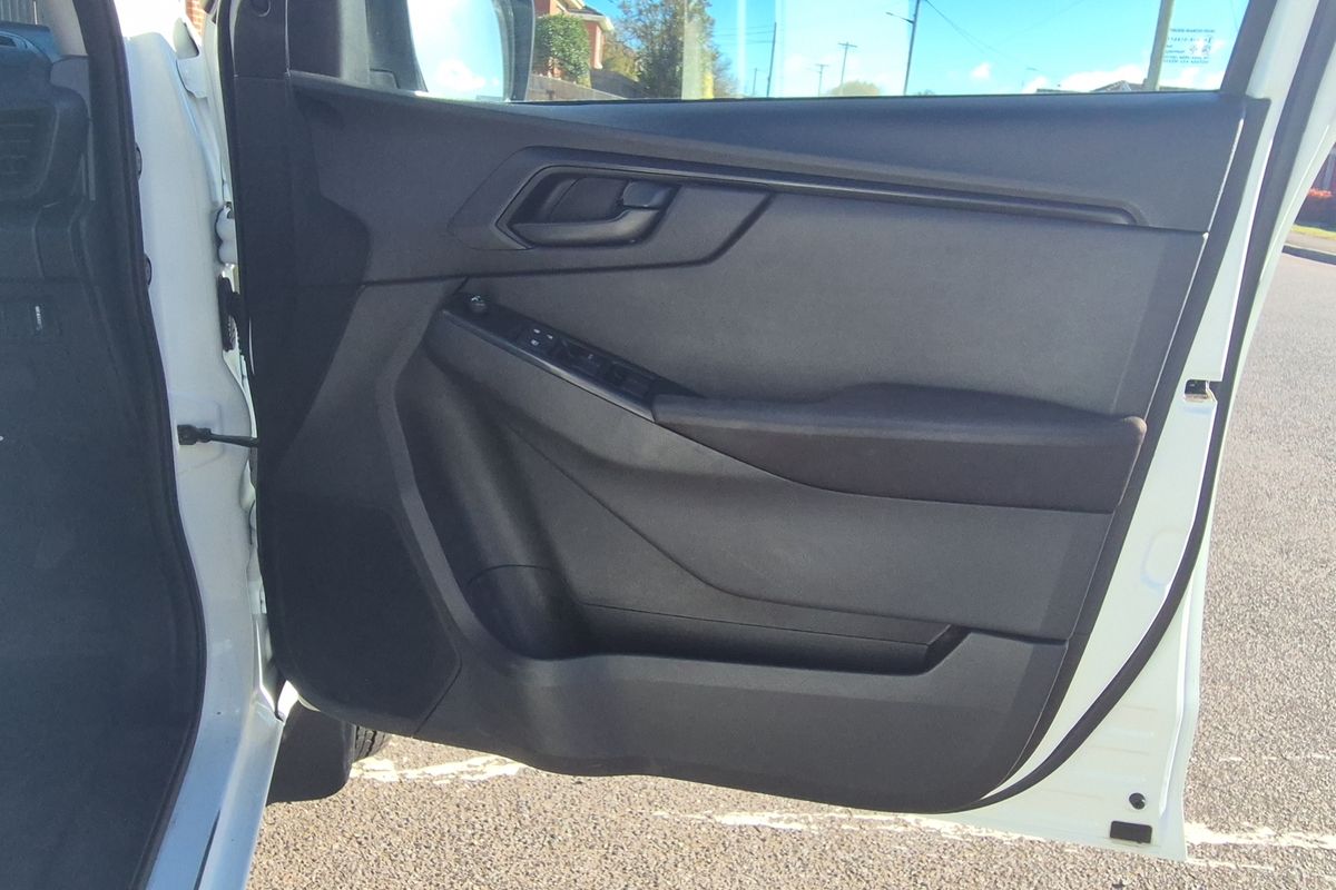2021 Isuzu D-Max 4X2 Crew Cab Chassis SX Automatic (TOR0010)