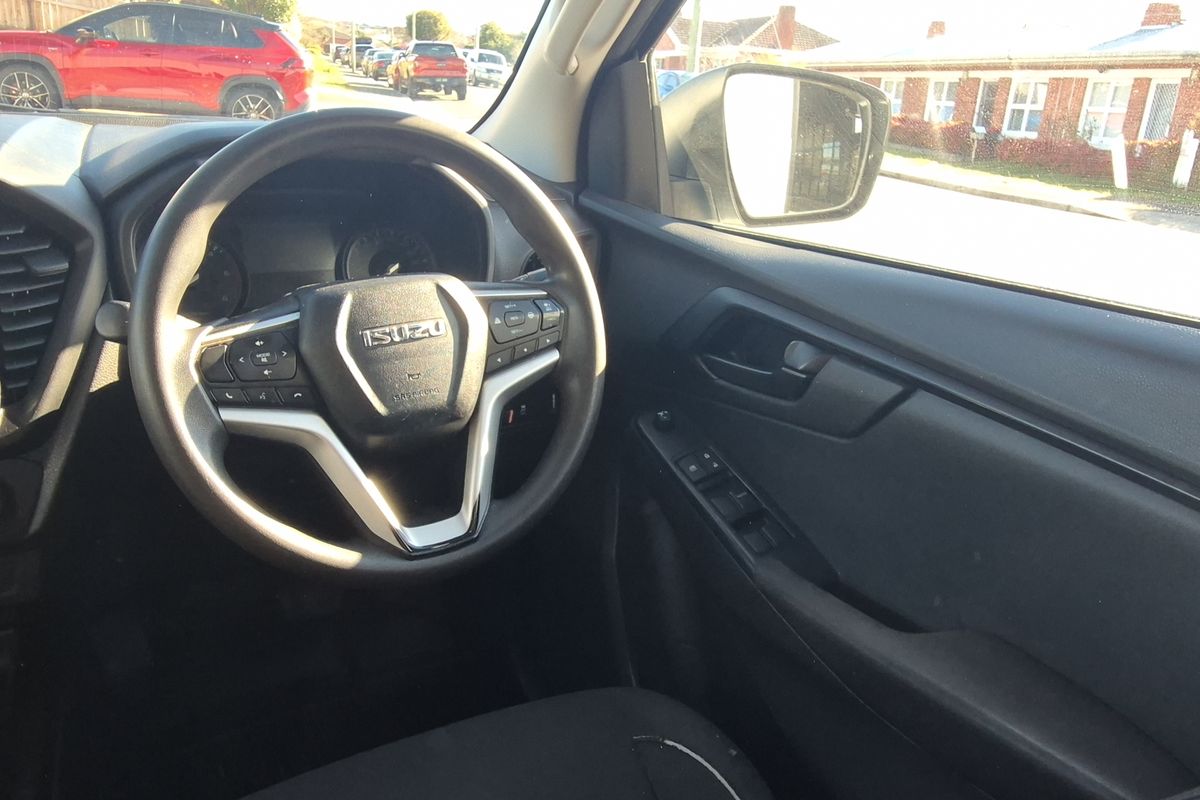 2021 Isuzu D-Max 4X2 Crew Cab Chassis SX Automatic (TOR0010)
