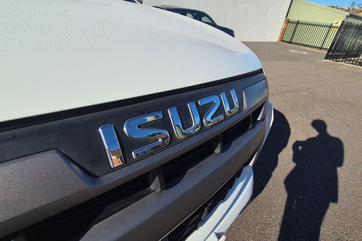 2021 Isuzu D-Max 4X2 Crew Cab Chassis SX Automatic (TOR0010)