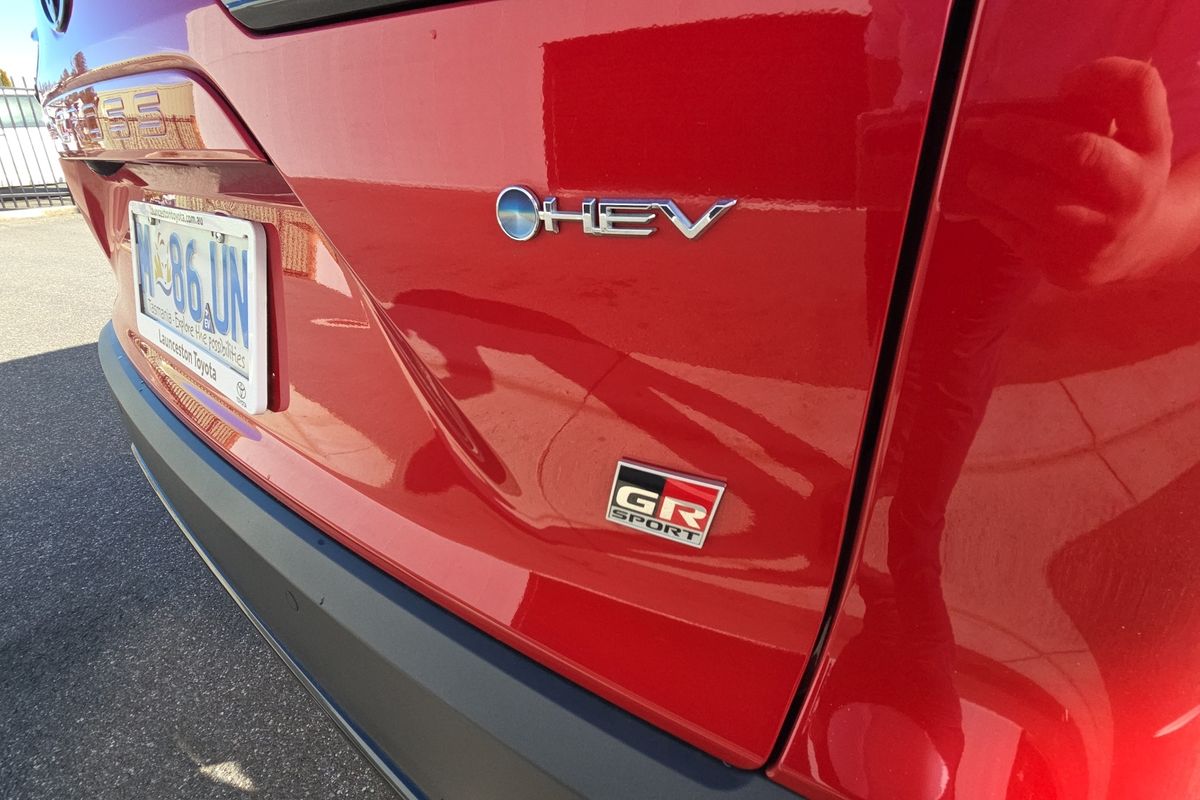GR-S HV AWD 2.0L Auto CVT SUV