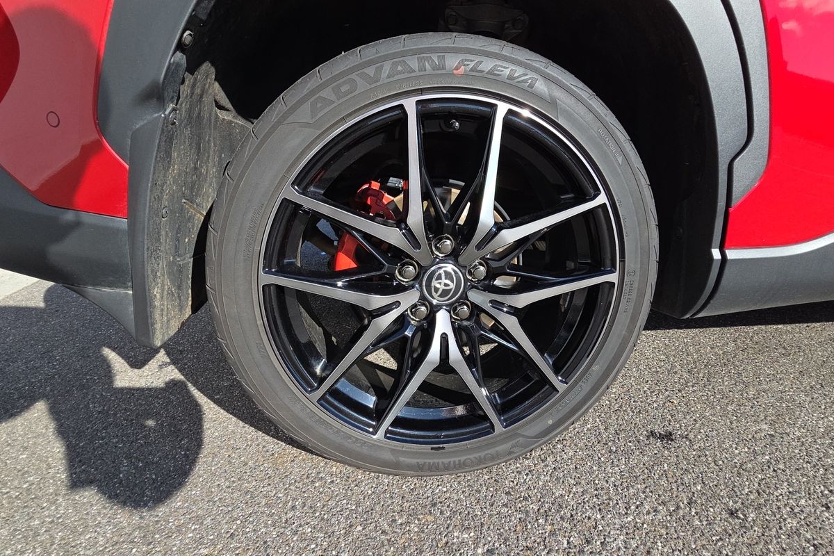 GR-S HV AWD 2.0L Auto CVT SUV