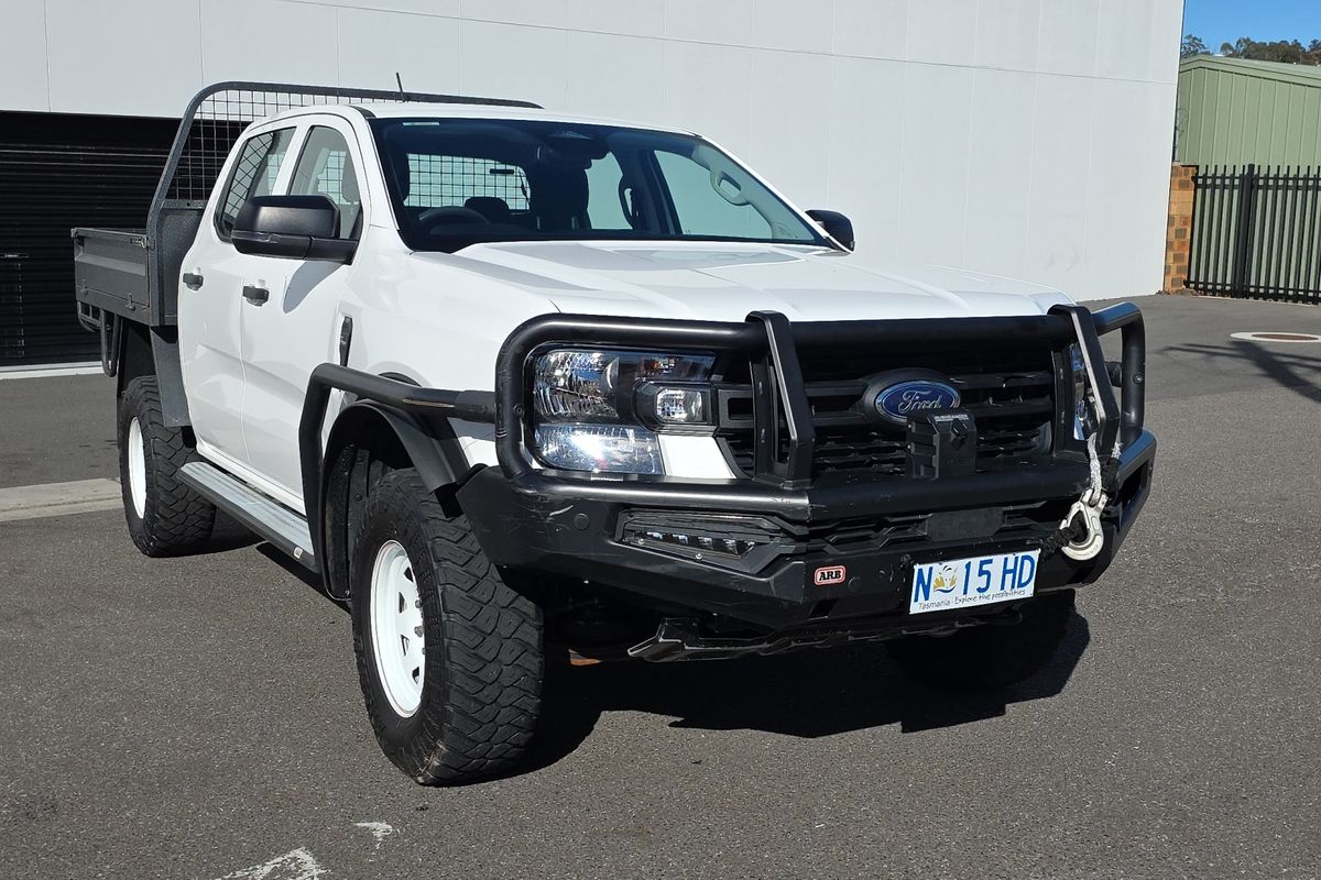 Ford  2022.00 DOUBLE CAB CHASSIS XL . 2.0L BiT DSL 10 SPD AUTO 4x4 .