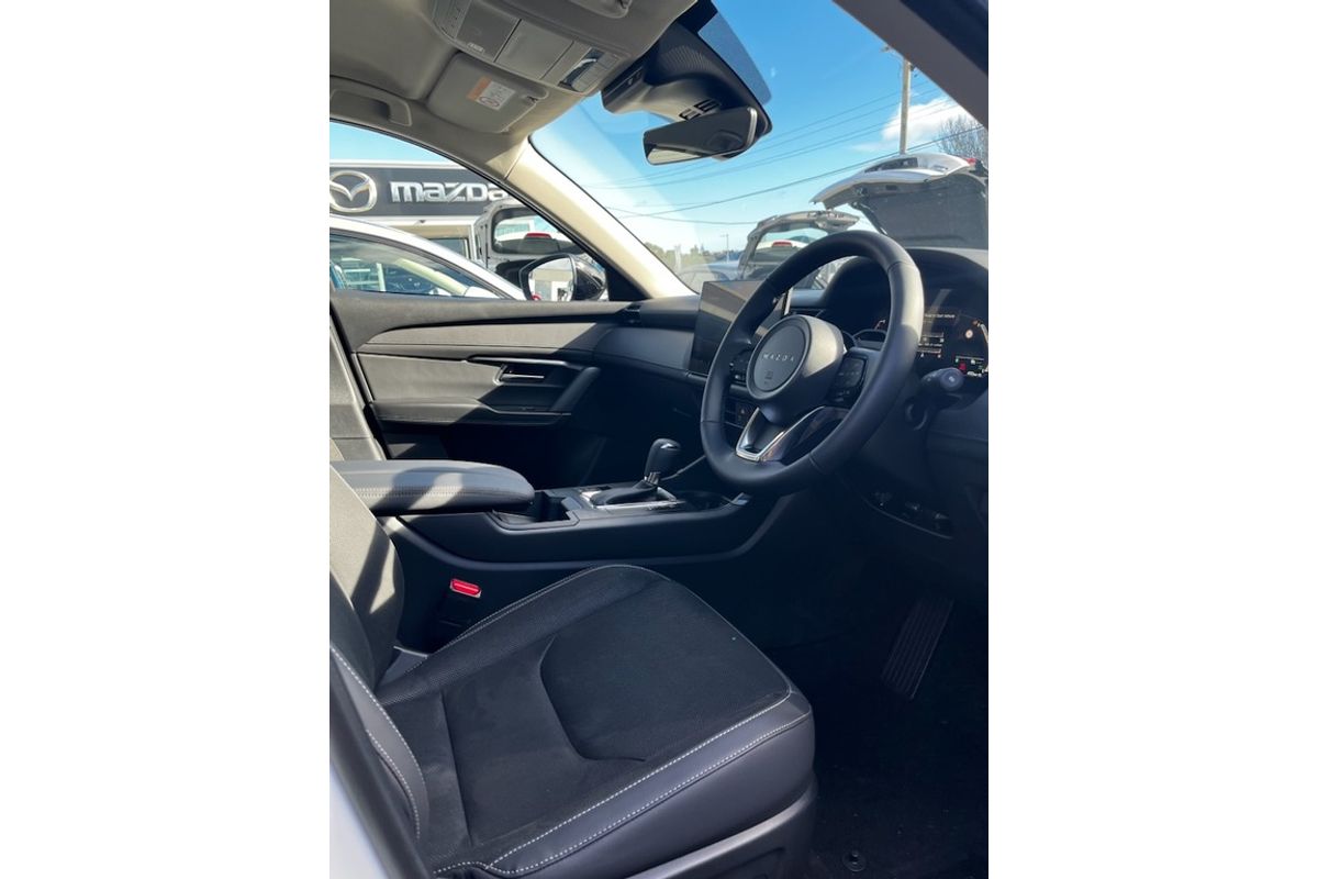 Mazda Q 6AUTO G25 TOURING PETROL AWD Mazda Q 6AUTO G25 TOURING PETROL AWD