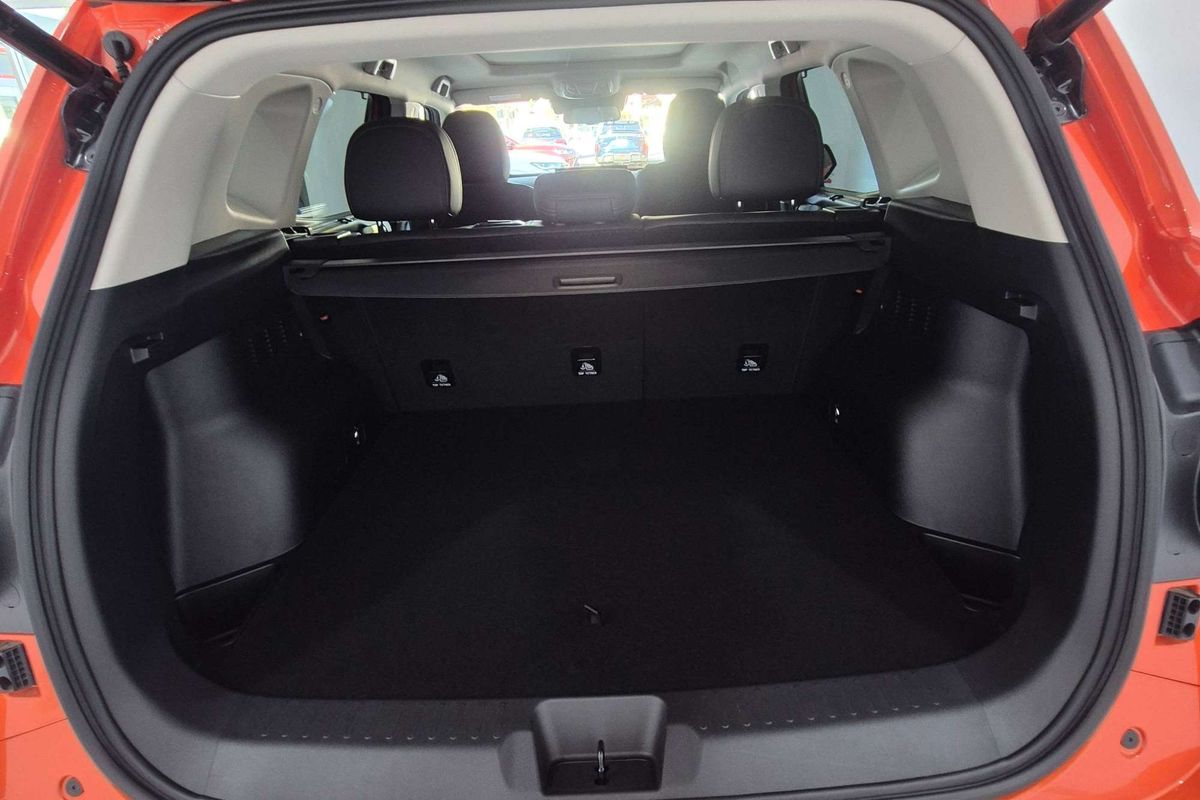 MY25 HAVAL H7 Vanta AUTO Hybrid 4X2 (H7VANSUV2AH2B)
