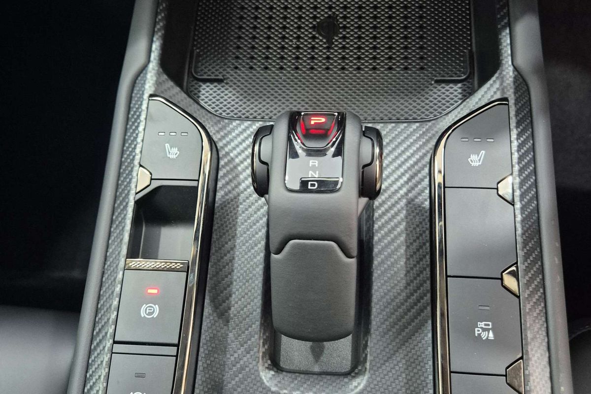 MY25 HAVAL H7 Vanta AUTO Hybrid 4X2 (H7VANSUV2AH2B)