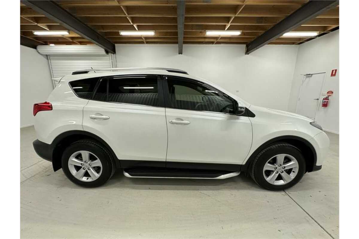 2013 Toyota RAV4 CRUISER (4x4) ALA49R