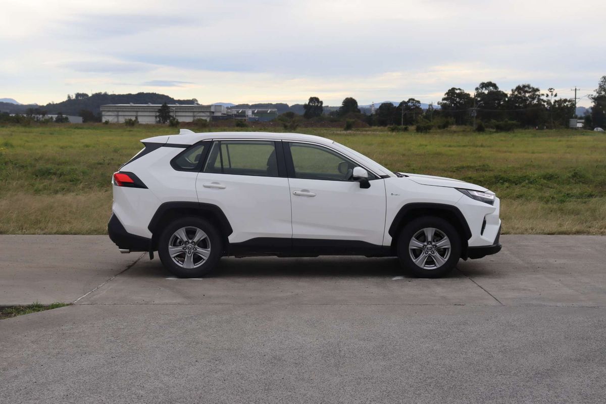 2025 Toyota RAV4 GX AXAH54R