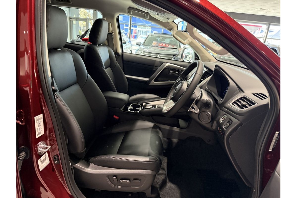 2025 Mitsubishi QG Pajero Sport EXCEED 2.4D 8AT 4WD 7S