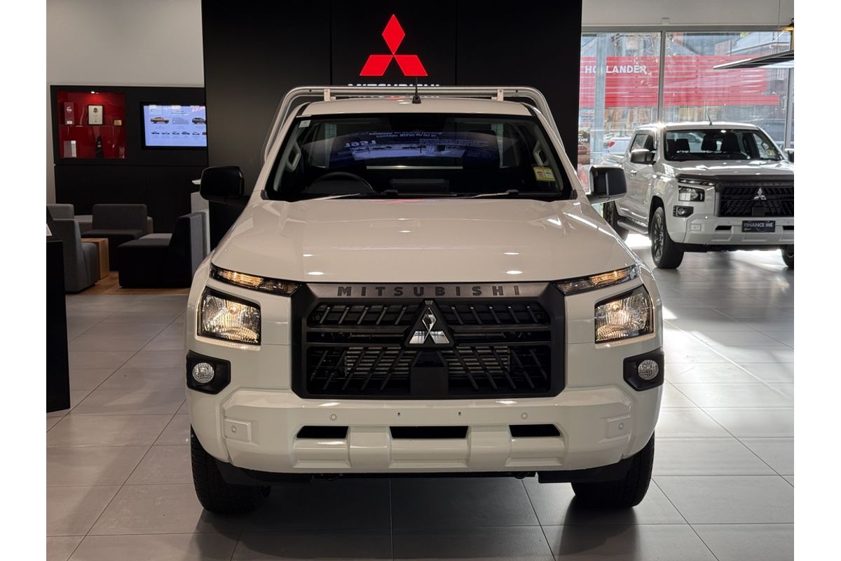 2026 Mitsubishi MV Triton GLX 2.4L D 6AT 4X4 SC CC