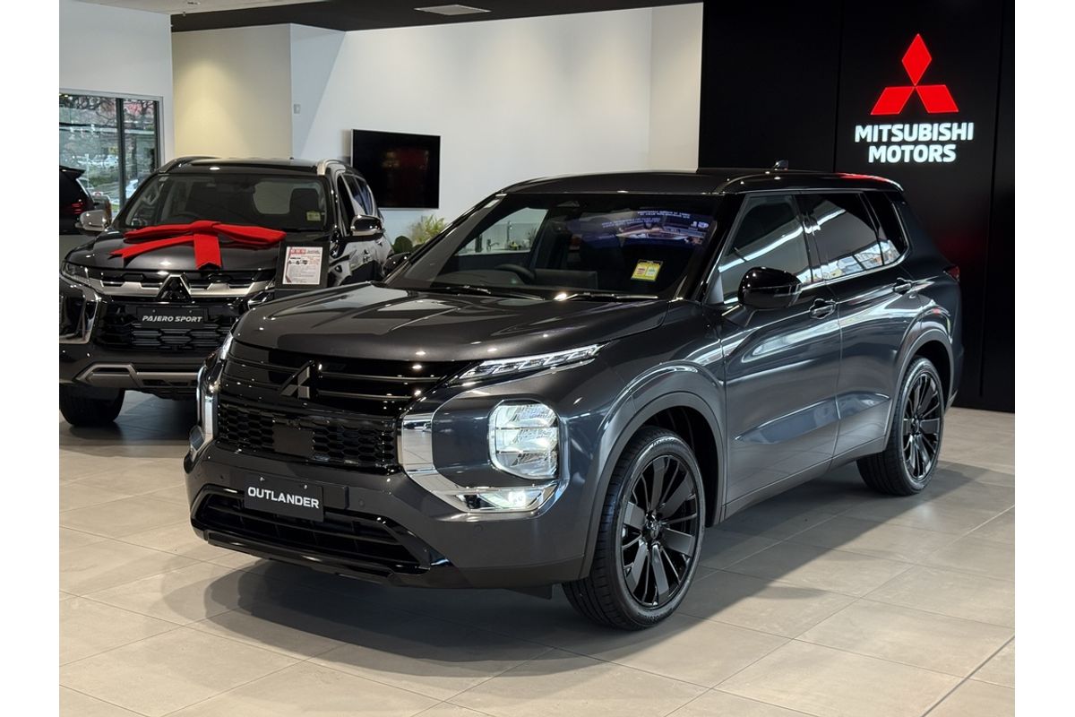 2026 Mitsubishi ZM Outlander LS BLACK 2.5L CVT 2WD 7ST
