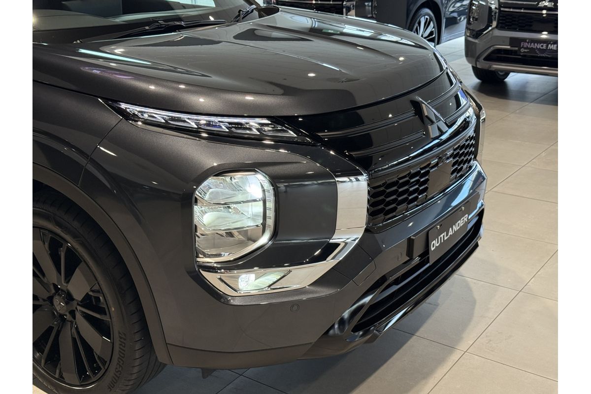 2026 Mitsubishi ZM Outlander LS BLACK 2.5L CVT 2WD 7ST