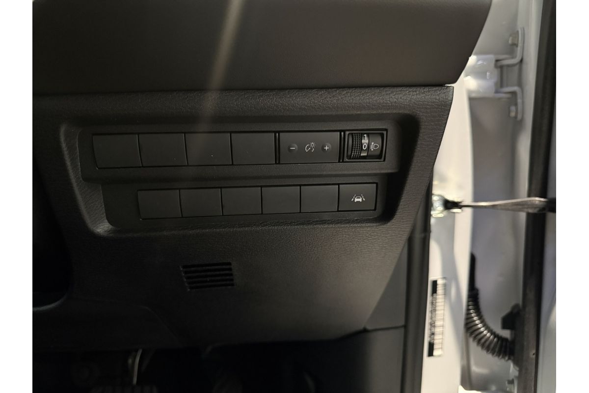 2026 Mitsubishi ZM Outlander LS BLACK 2.5L CVT 2WD 7ST