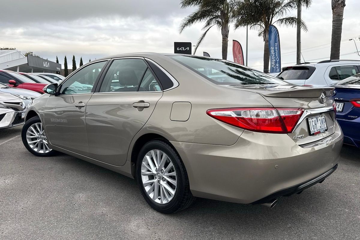 2015 Toyota Camry Atara SL ASV50R
