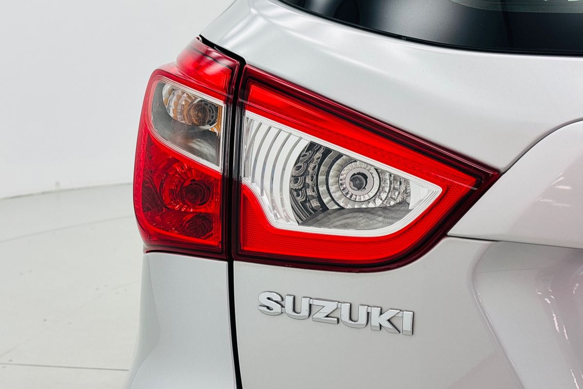 2015 SUZUKI S-CROSS GLX PRESTIGE (4x4) CONTINUOUS VARIABLE 4D WAGON 4CYL