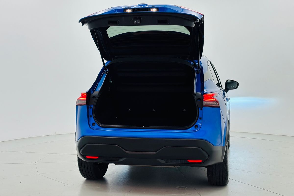 Nissan QASHQAI CVT ST-L