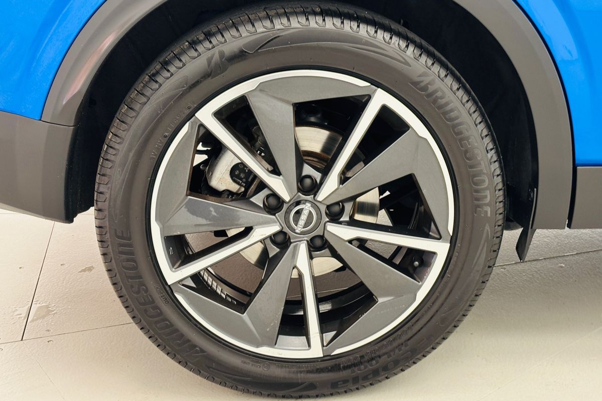 Nissan QASHQAI CVT ST-L