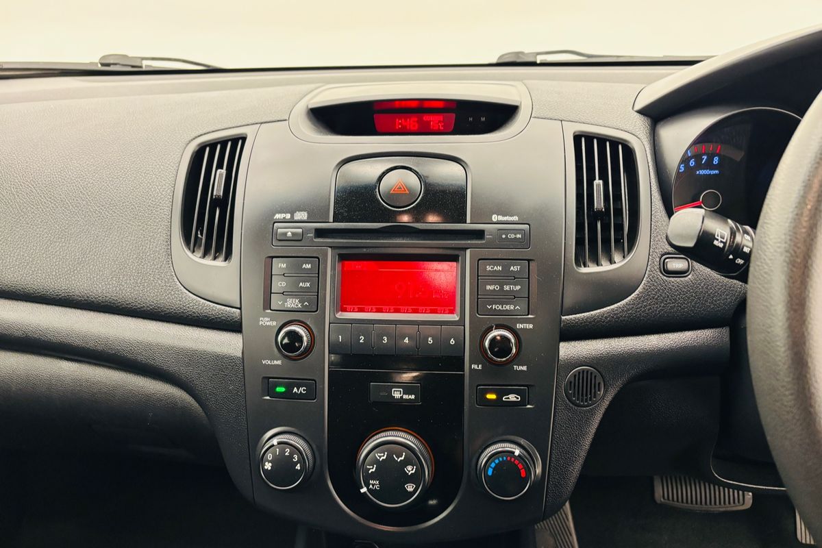 2012 Kia CERATO Si 6 SP AUTOMATIC 5D HATCHBACK 4CYL