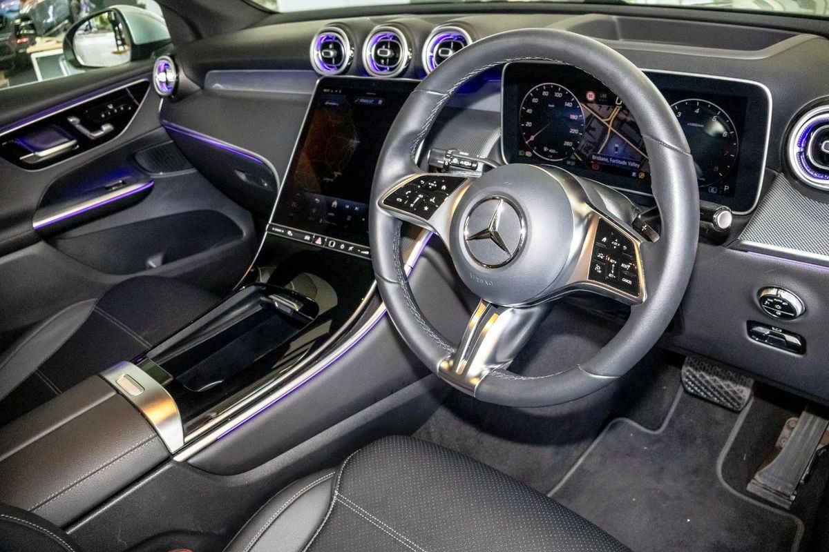 X254 806MY GLC200 WAG 9G 9sp 2 0T/17kW