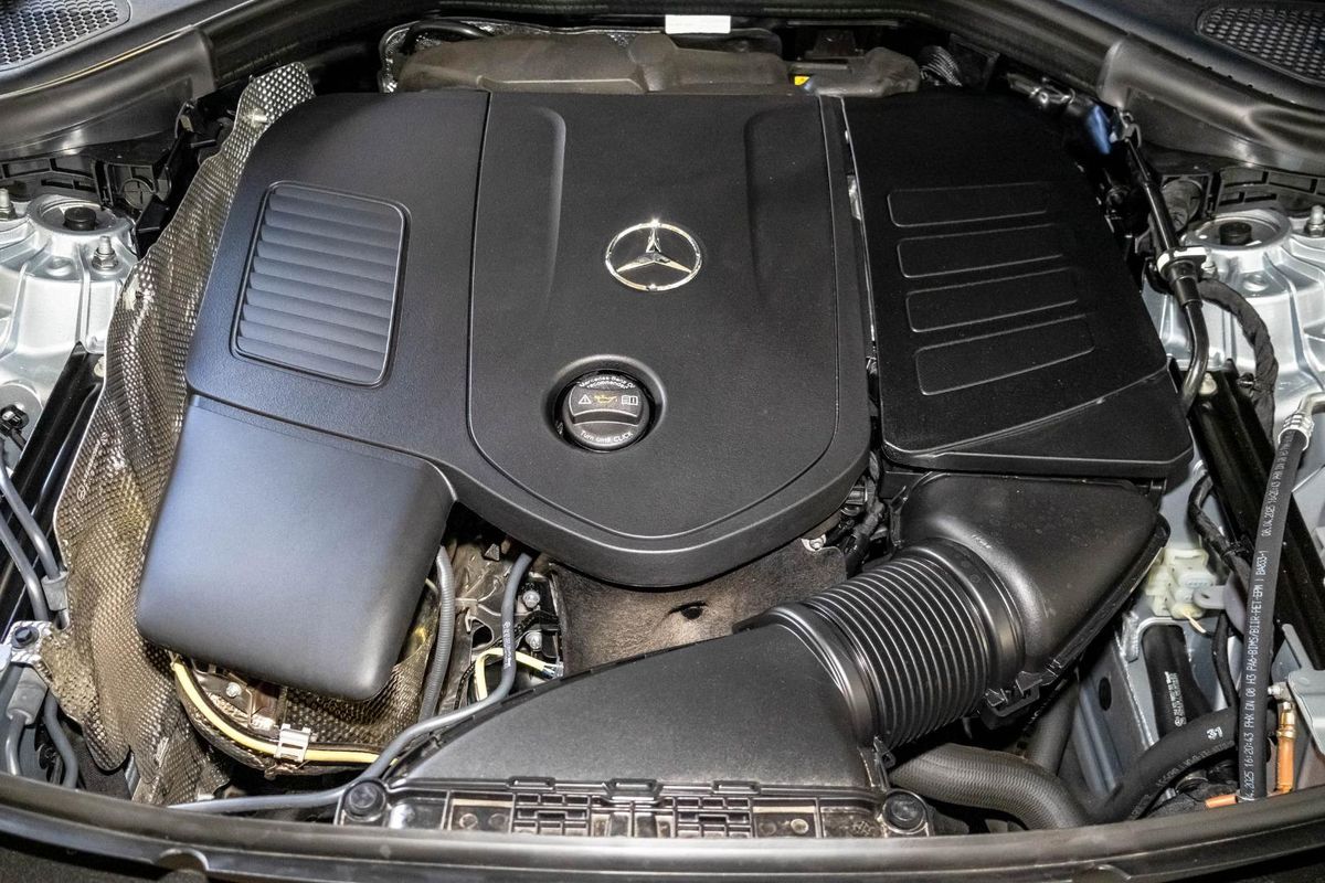 X254 806MY GLC200 WAG 9G 9sp 2 0T/17kW