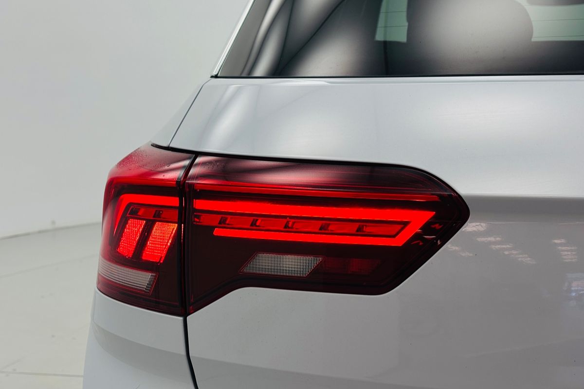 2020 VOLKSWAGEN T-ROC 140TSI SPORT AUTO 4D WAGON T4