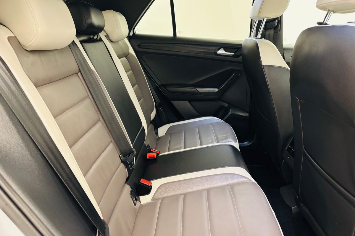 2020 VOLKSWAGEN T-ROC 140TSI SPORT AUTO 4D WAGON T4
