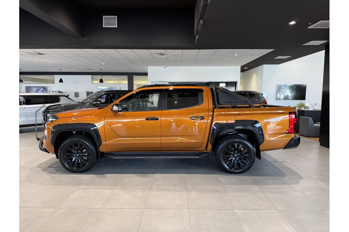2025 Mitsubishi MV Triton GSR Touring 2.4L D 6AT 4X4 DC PU