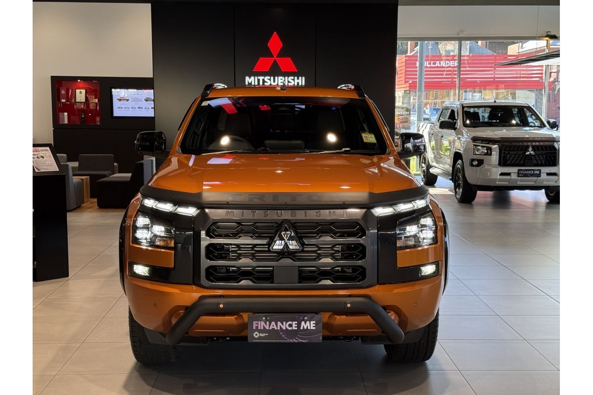 2025 Mitsubishi MV Triton GSR Touring 2.4L D 6AT 4X4 DC PU