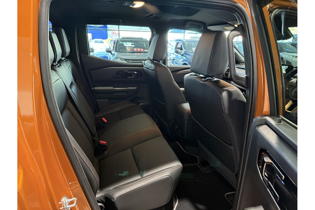 2025 Mitsubishi MV Triton GSR Touring 2.4L D 6AT 4X4 DC PU