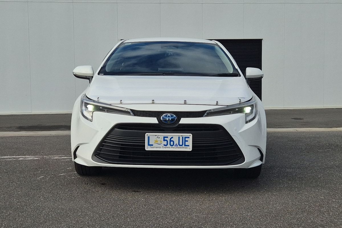 Ascent Sport 1.8L Auto CVT