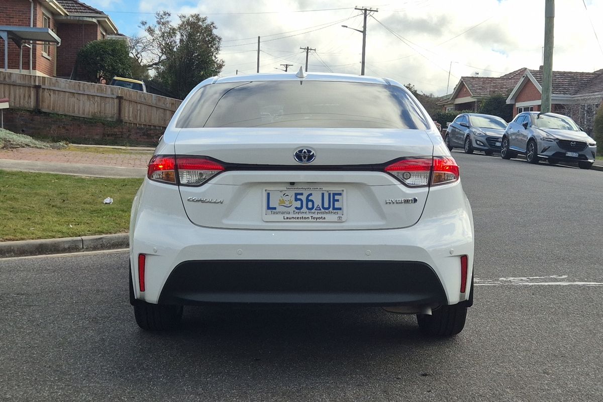 Ascent Sport 1.8L Auto CVT