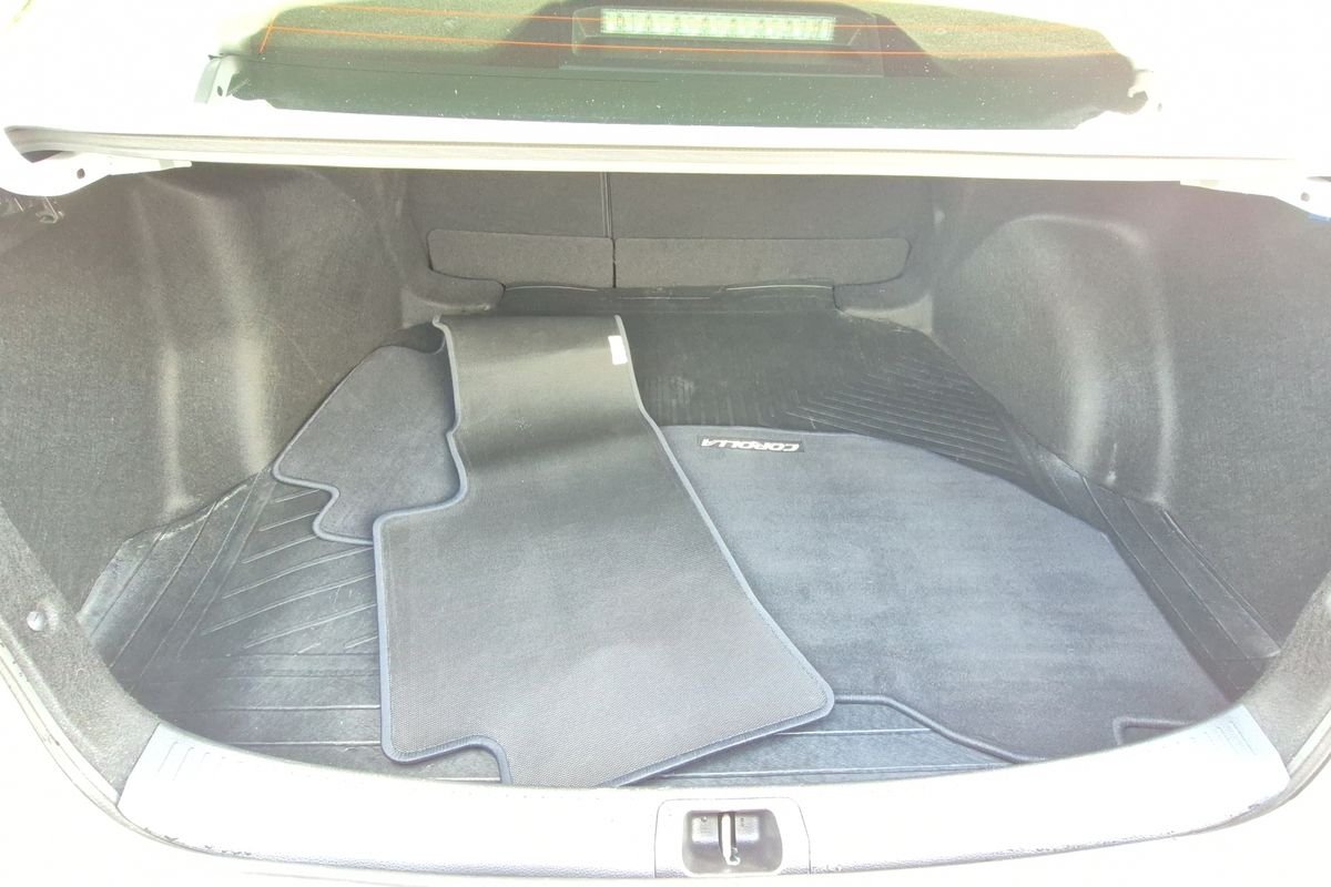 Ascent Sport 1.8L Auto CVT