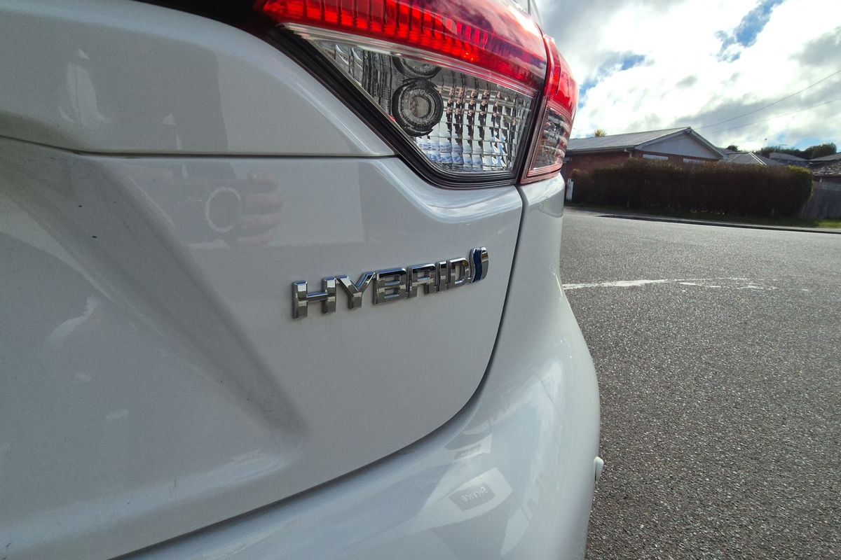 Ascent Sport 1.8L Auto CVT