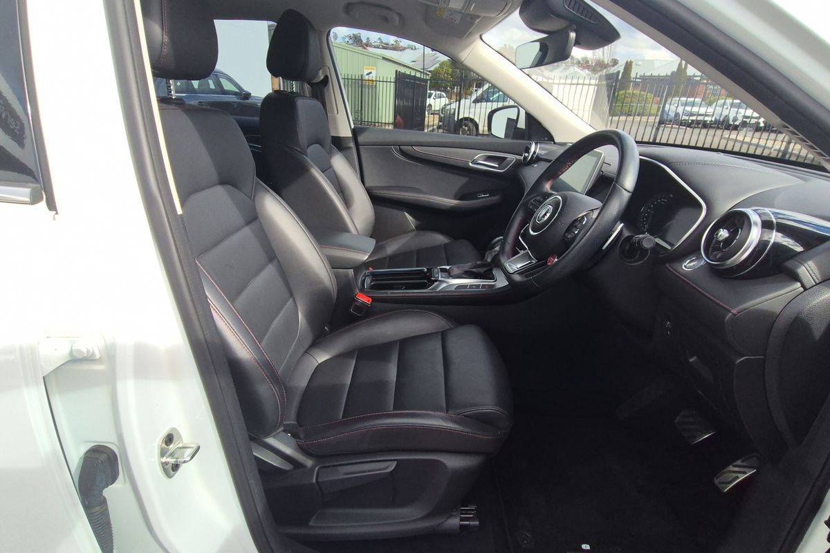 MY24 MG 1.5T EXCITE 5DR SUV