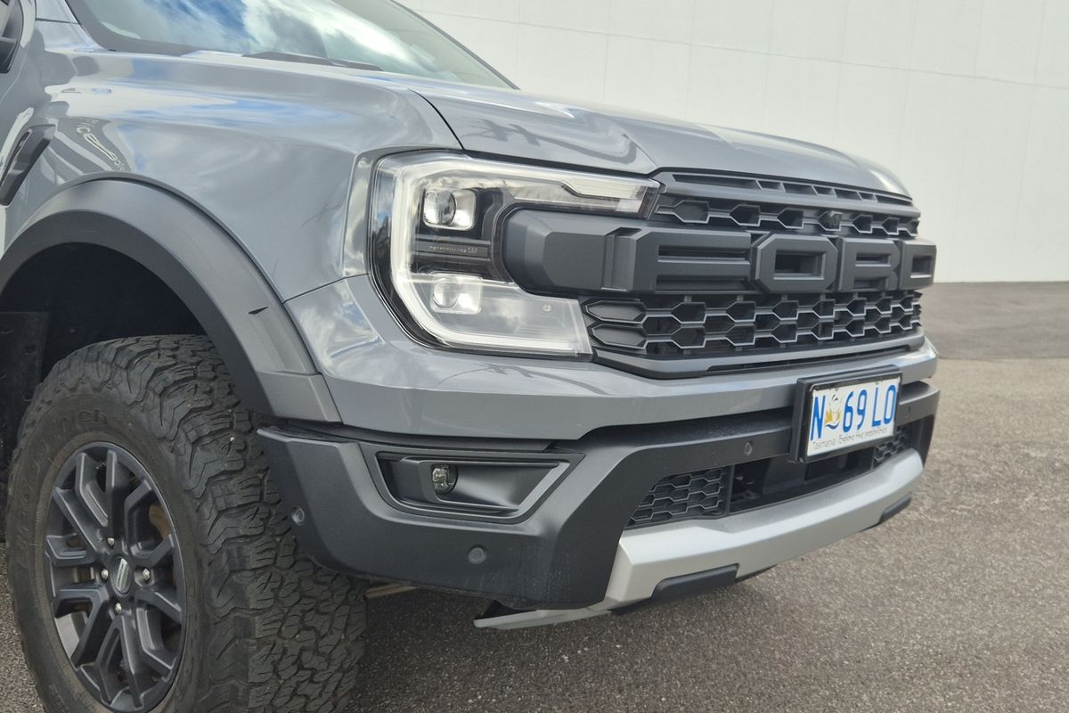 Ford  2023.50 DOUBLE CAB PICKUP RAPTOR . 3.0L V6 PETROL 10 SPD AUTO 4