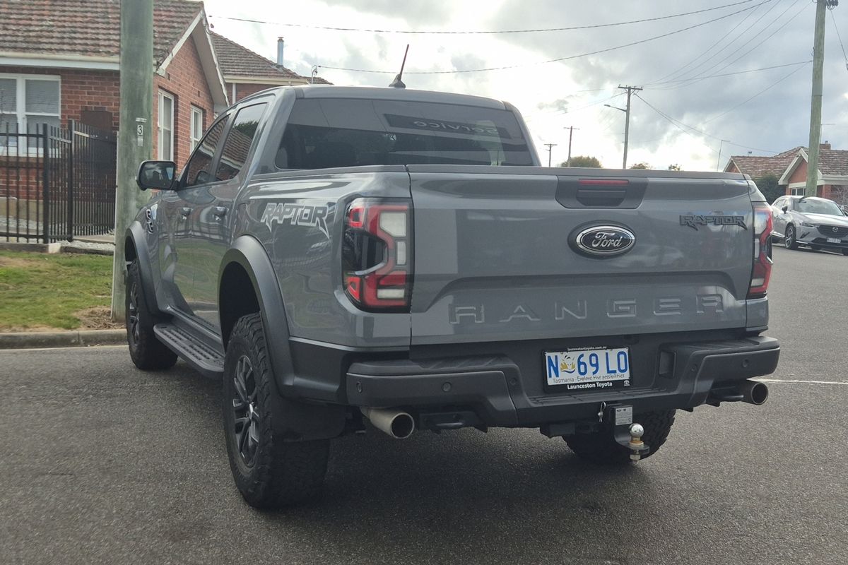 Ford  2023.50 DOUBLE CAB PICKUP RAPTOR . 3.0L V6 PETROL 10 SPD AUTO 4