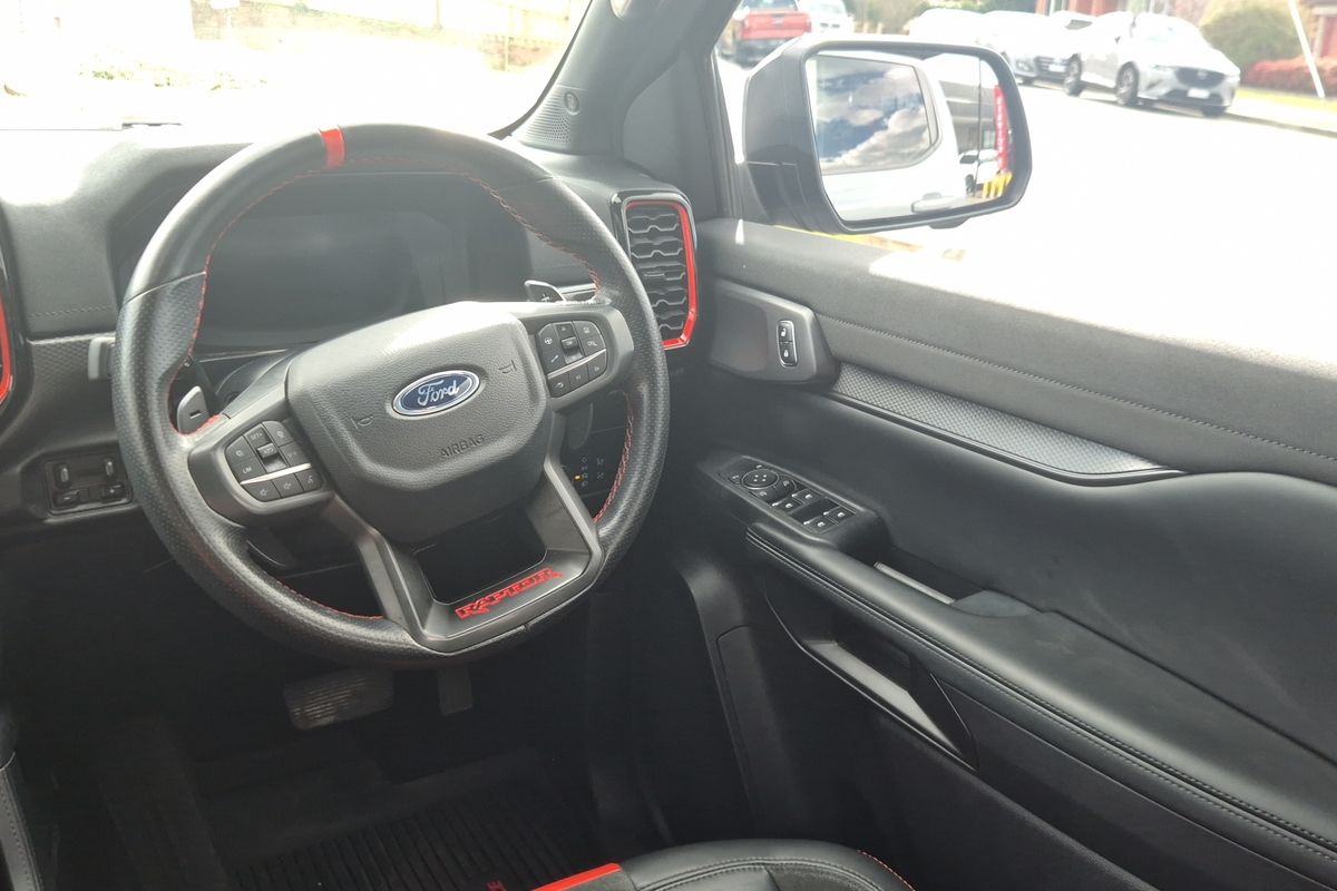 Ford 2023.50 DOUBLE CAB PICKUP RAPTOR . 3.0L V6 PETROL 10 SPD AUTO 4