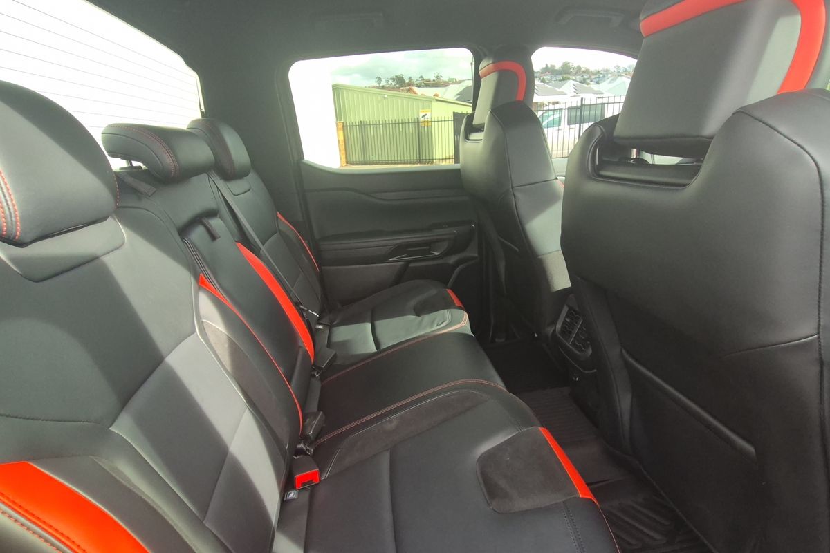 Ford 2023.50 DOUBLE CAB PICKUP RAPTOR . 3.0L V6 PETROL 10 SPD AUTO 4