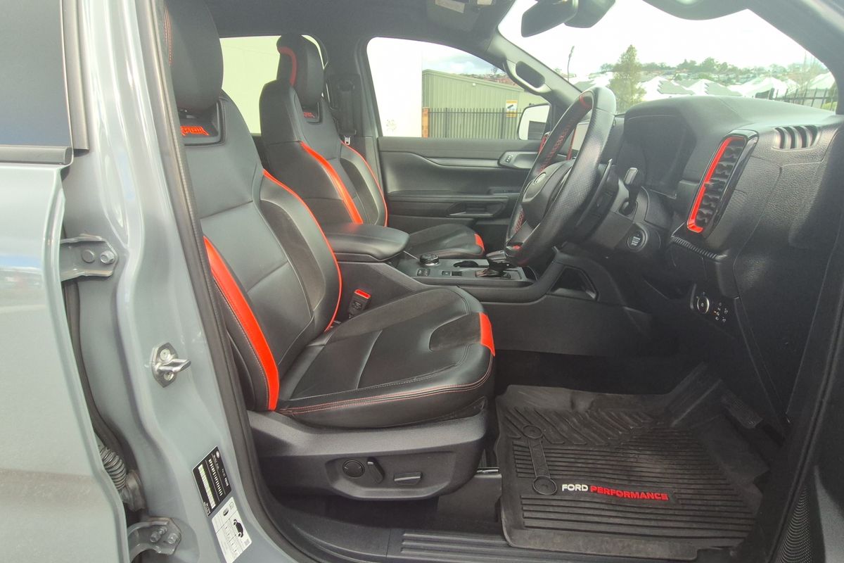 Ford 2023.50 DOUBLE CAB PICKUP RAPTOR . 3.0L V6 PETROL 10 SPD AUTO 4