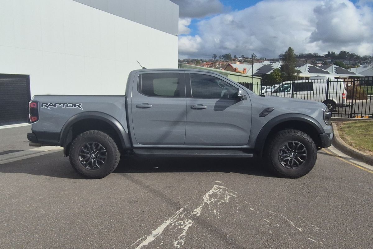 Ford 2023.50 DOUBLE CAB PICKUP RAPTOR . 3.0L V6 PETROL 10 SPD AUTO 4