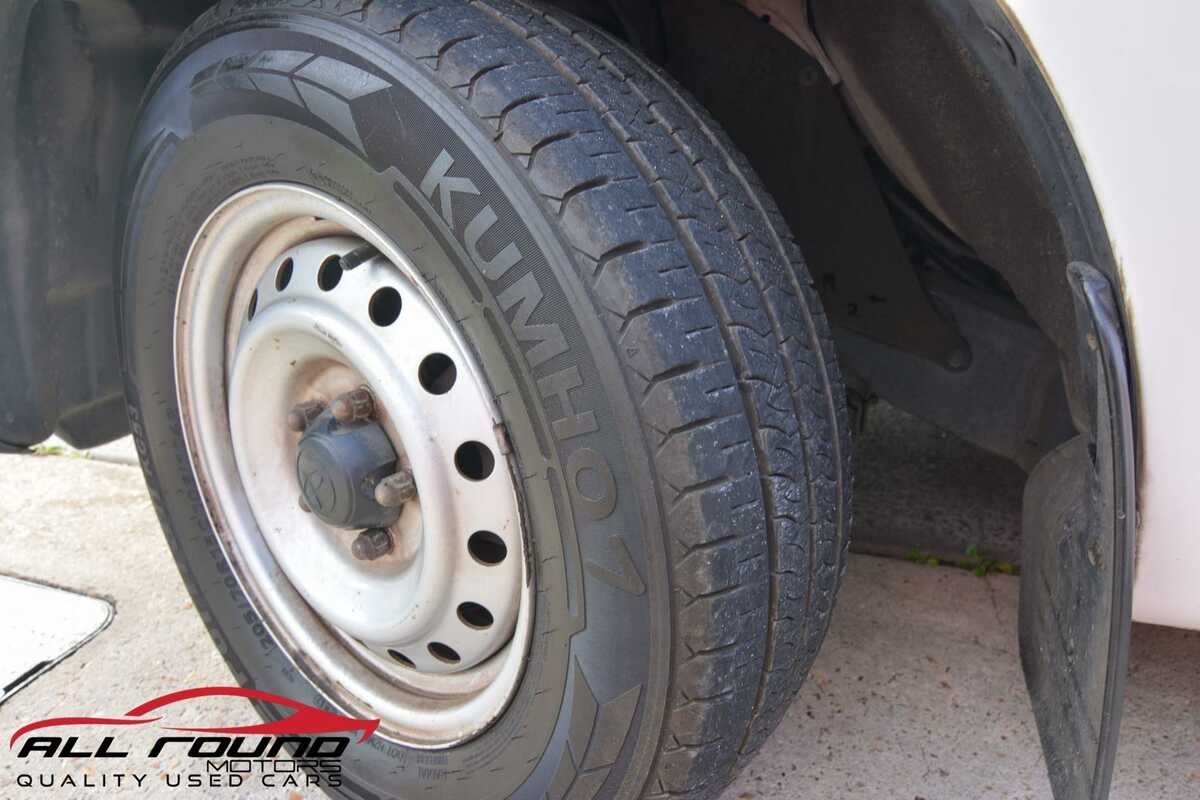 2010 Toyota HILUX WORKMATE TGN16R 09 UPGRADE