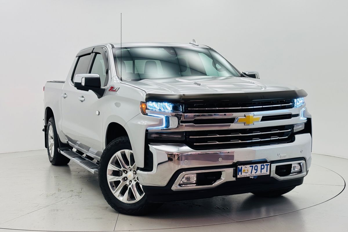 2022 CHEVROLET SILVERADO 1500 LTZ PREMIUM TECH PACK 10 SP AUTOMATIC CREW CAB UTILITY V8 