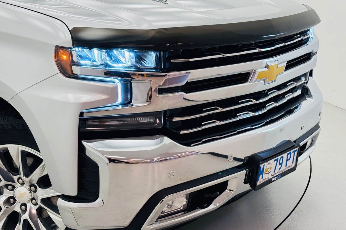 2022 CHEVROLET SILVERADO 1500 LTZ PREMIUM TECH PACK 10 SP AUTOMATIC CREW CAB UTILITY V8 
